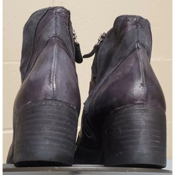 Gidigio Size 38 Charcoal Gray Leather w/ Suede Bootie / Ankle Booties  Italy EUC - Picture 4 of 12